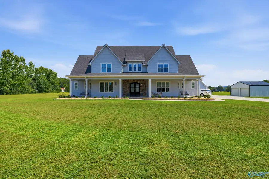 596 Johnson Avenue, New Hope, AL 35760 - #2