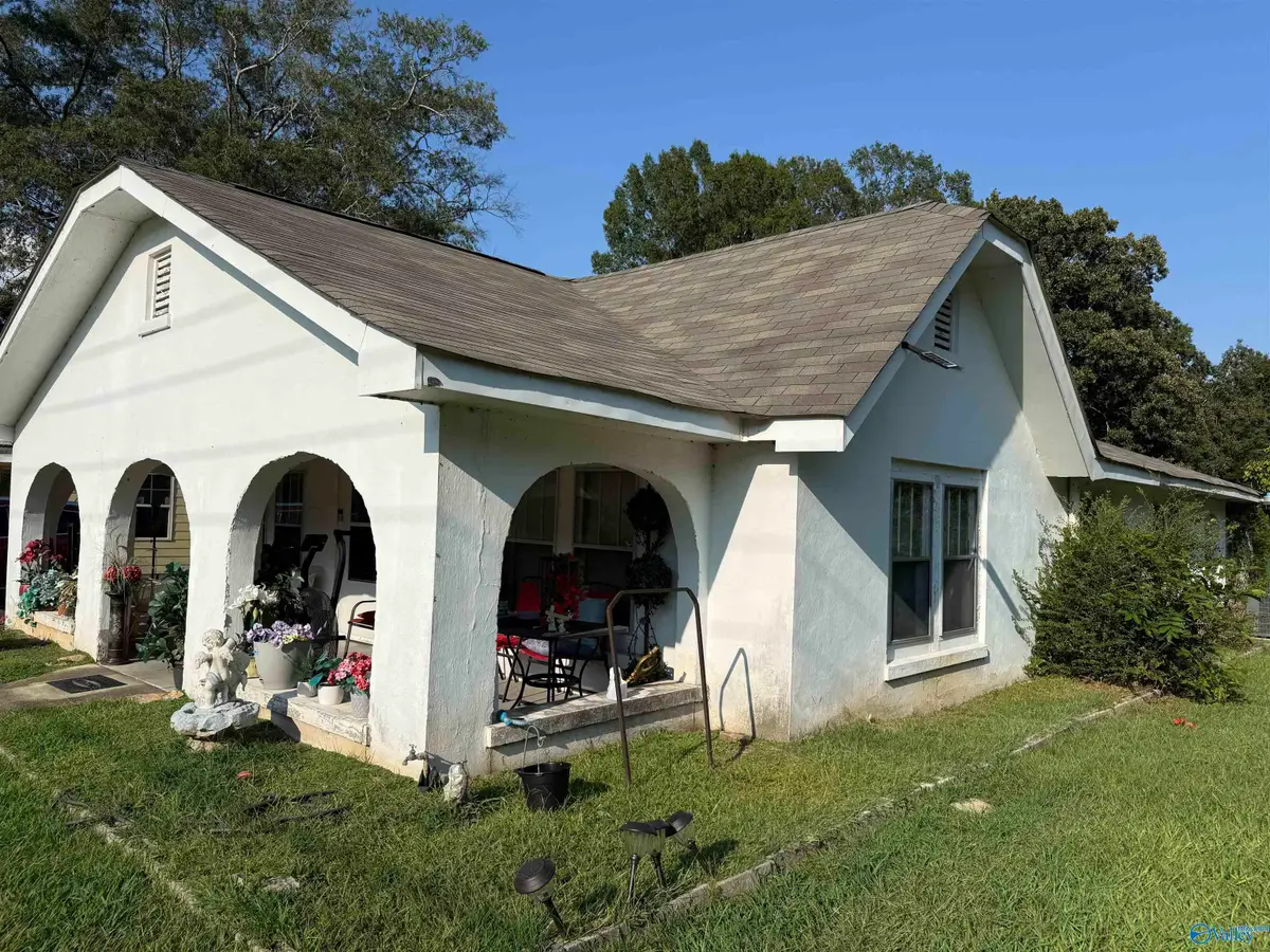 336 North River Street, Centre, AL 35960 - #1