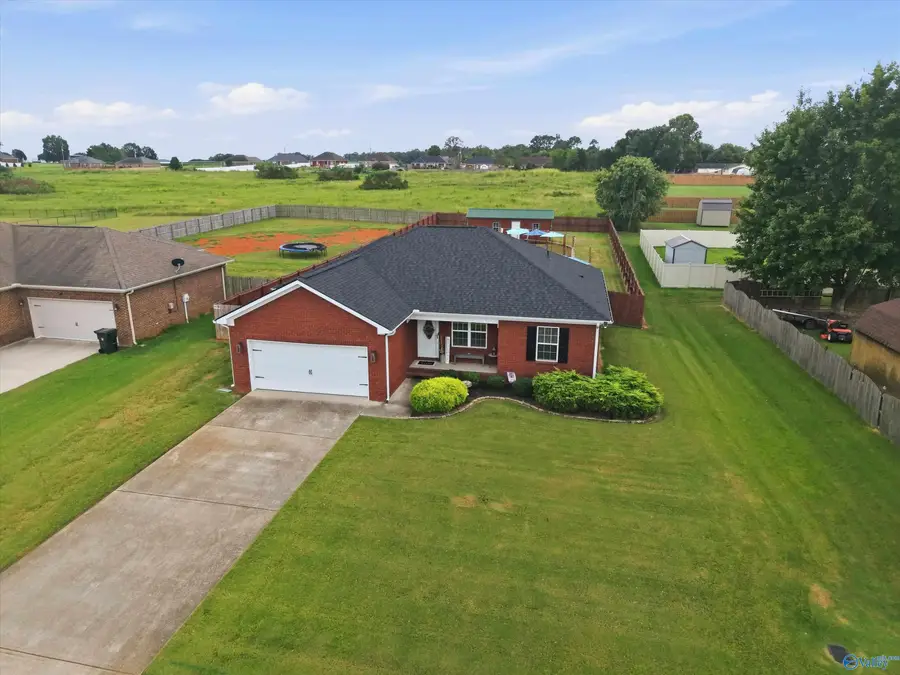 104 Ivy Darlene Drive, New Market, AL 35761 - #3