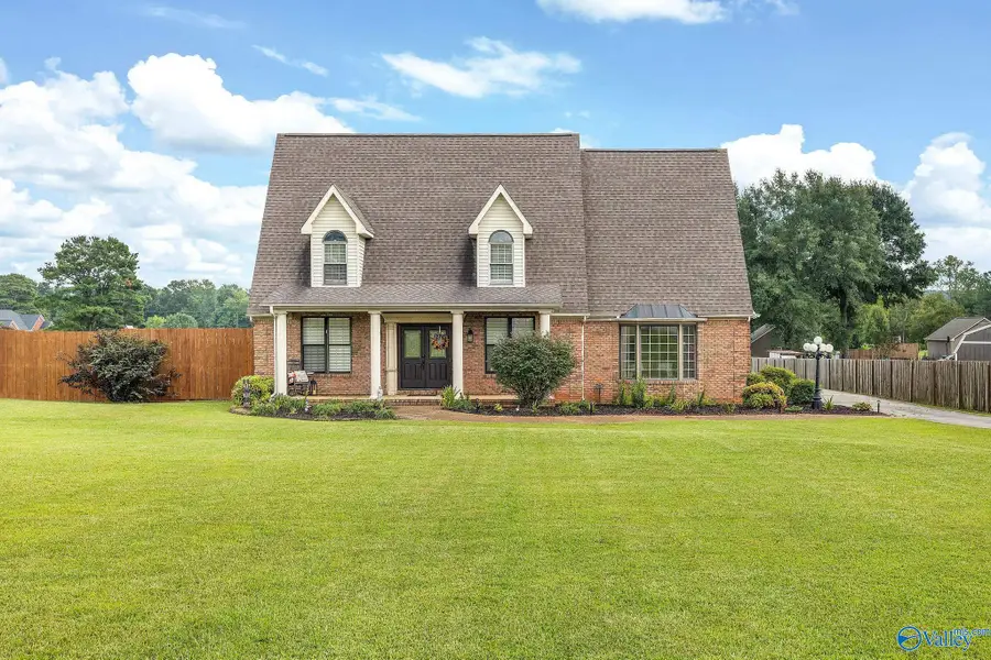 4106 S Chapel Hill Road Sw, Decatur, AL 35603 - #2