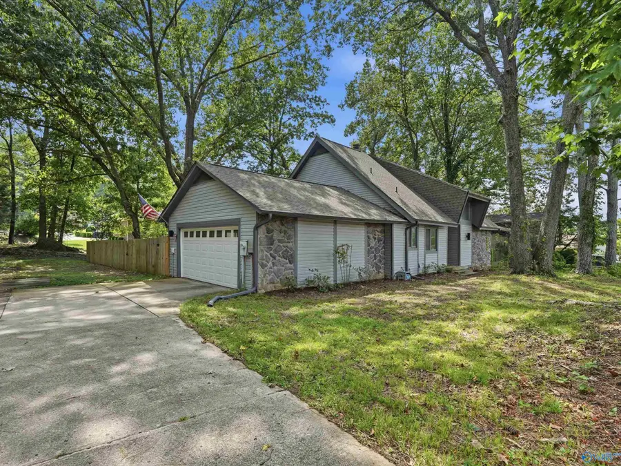1220 Aldridge Drive, Huntsville, AL 35803 - #3
