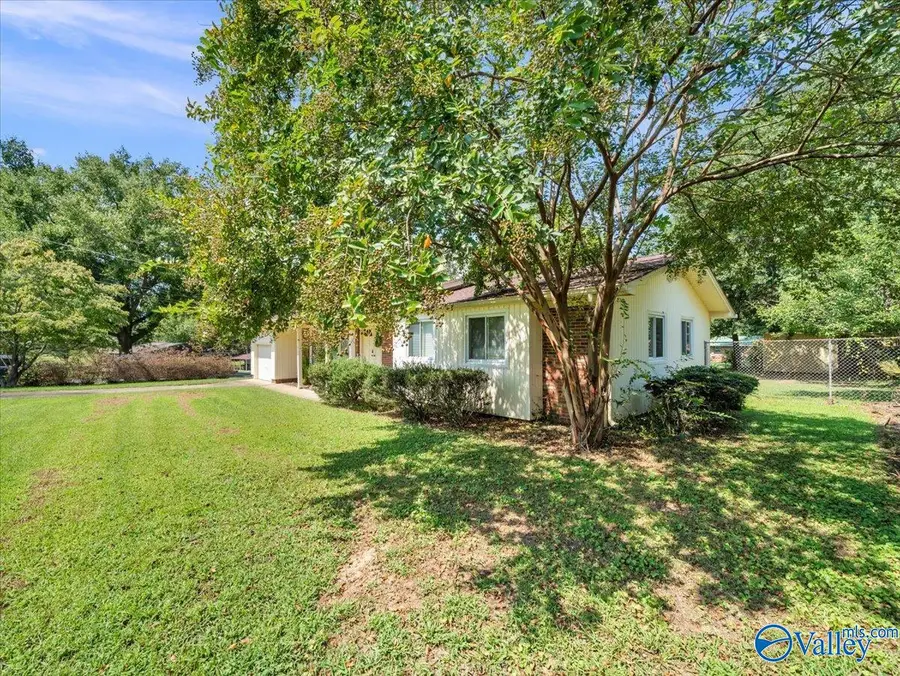 401 Van Buren Street, Scottsboro, AL 35768 - #3