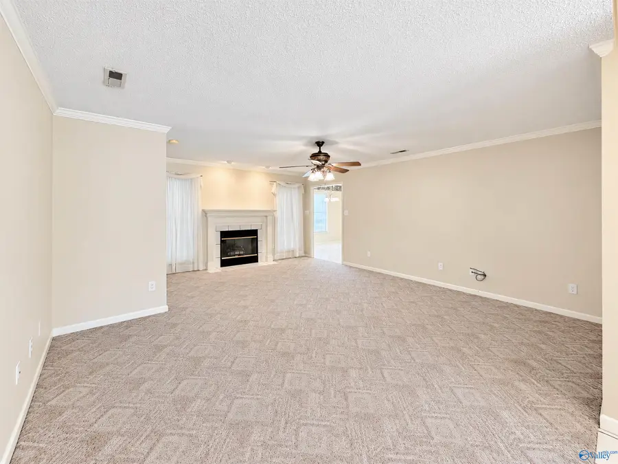 3005 Concord Lane Sw, Decatur, AL 35603 - #2