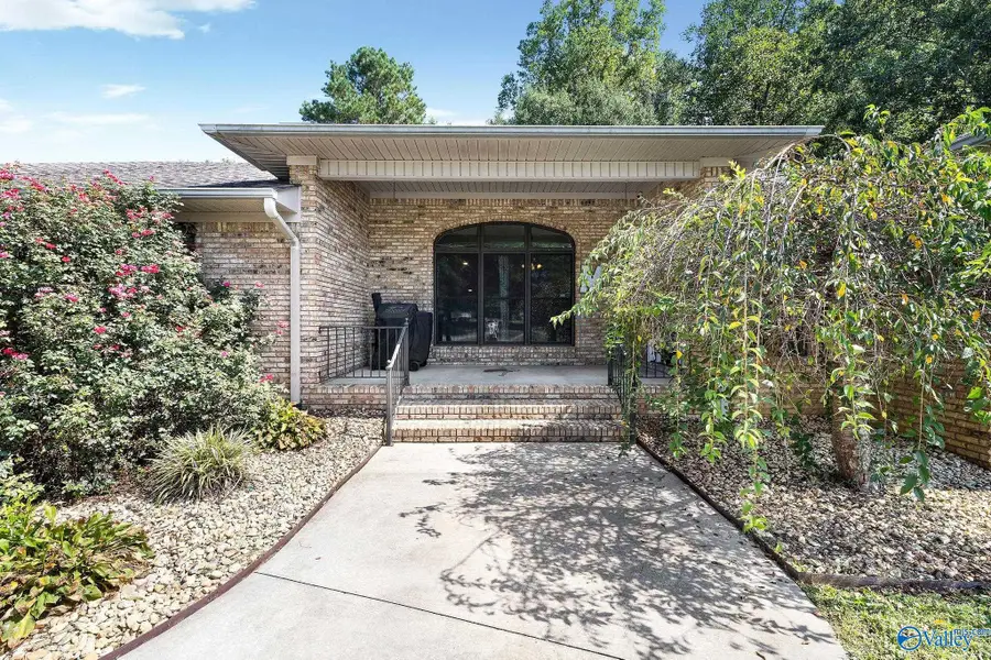 622 Butler Avenue, Boaz, AL 35957 - #2