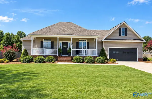 108 Saint Thomas Drive, Rainbow City, AL 35906