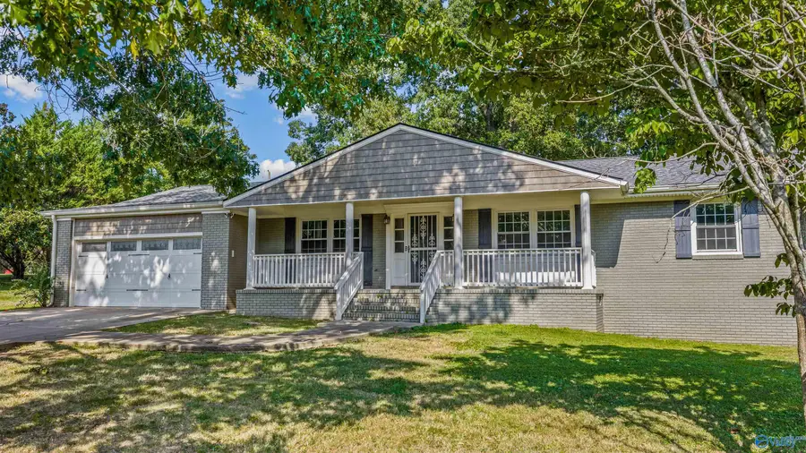 3002 N Alabama Avenue, Fort Payne, AL 35967 - #2