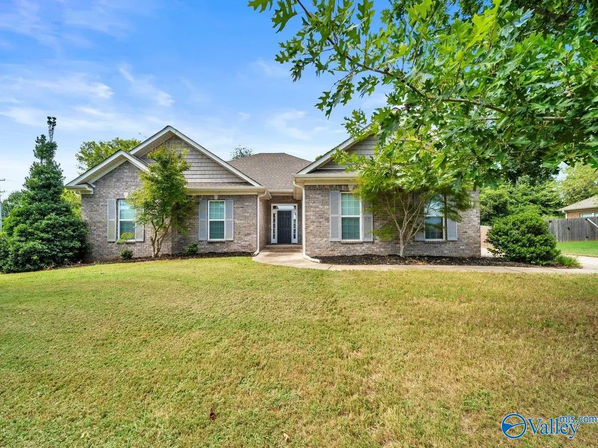 121 Eden Lane, Huntsville, AL 35811 - #1