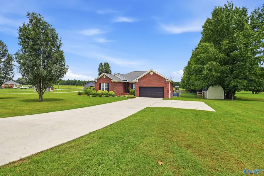 11333 Wall Triana Hwy, Toney, AL 35773 - #2