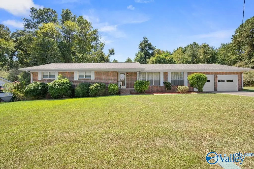 1327 Hoke Street, Gadsden, AL 35903 - #1
