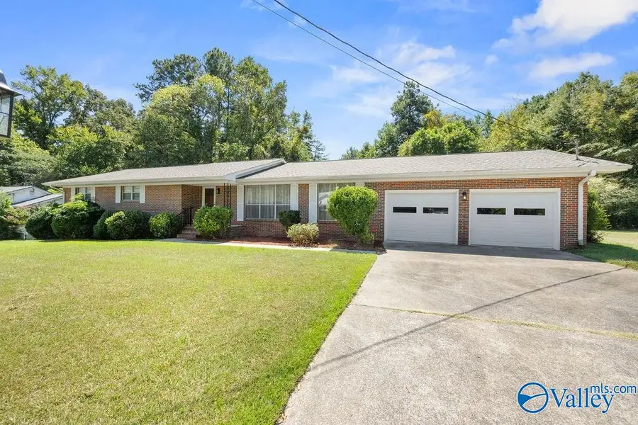 1327 Hoke Street, Gadsden, AL 35903 - #2