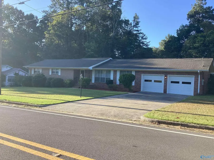 1327 Hoke Street, Gadsden, AL 35903 - #3