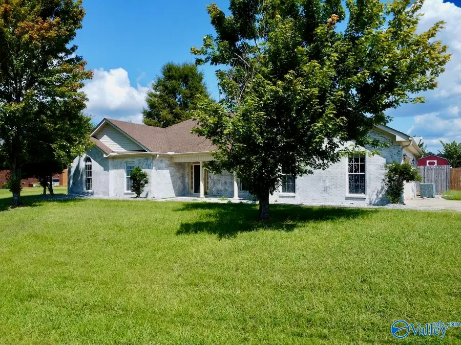 305 Smokey Hills Court, New Market, AL 35761 - #3