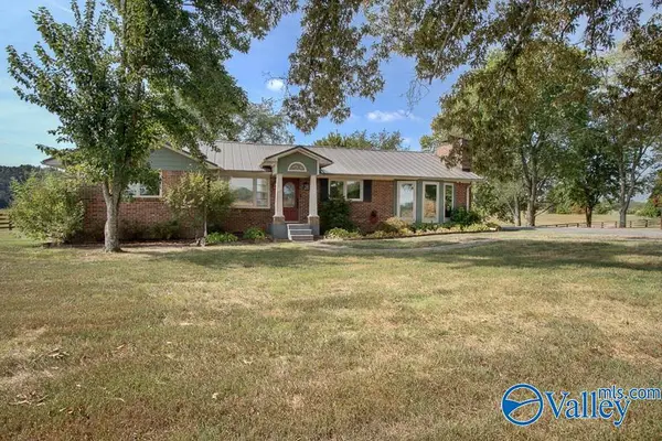 28668 Thach Road, Athens, AL 35613