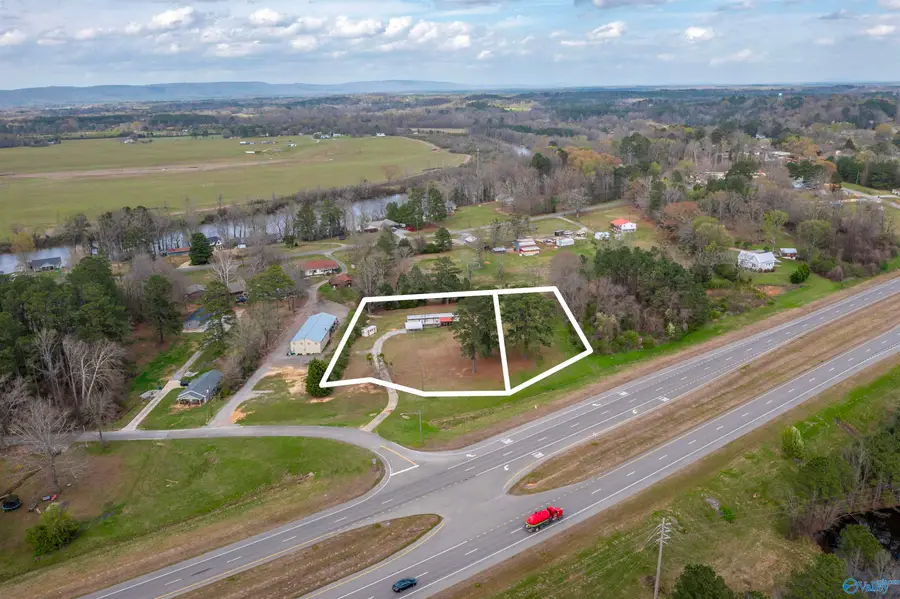 4196 Oak Street, Hokes Bluff, AL 35903 - #3
