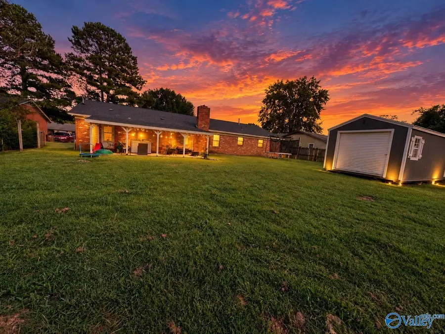 1305 Castleman Avenue Sw, Decatur, AL 35601 - #3