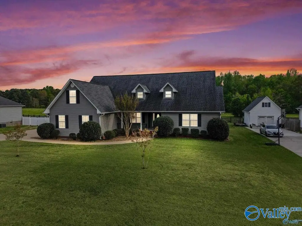 101 Berkshire Lane, Albertville, AL 35950 - #1