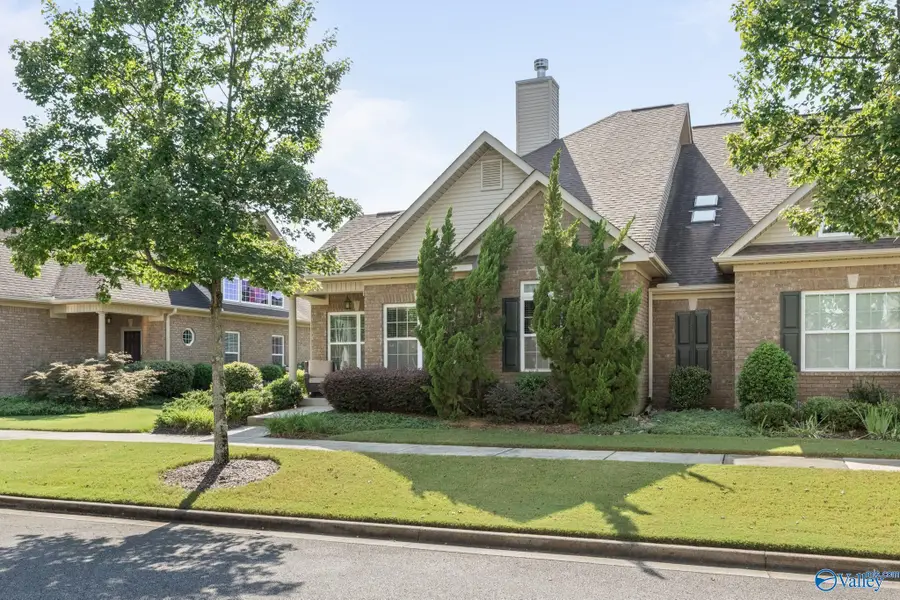 1011 Cresent Falls, Huntsville, AL 35806 - #2