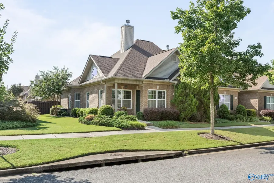 1011 Cresent Falls, Huntsville, AL 35806 - #3