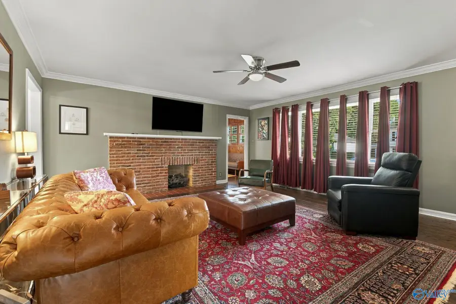 1015 Ward Avenue Ne, Huntsville, AL 35801 - #2