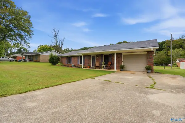 104 Mcclint Street, Athens, AL 35611