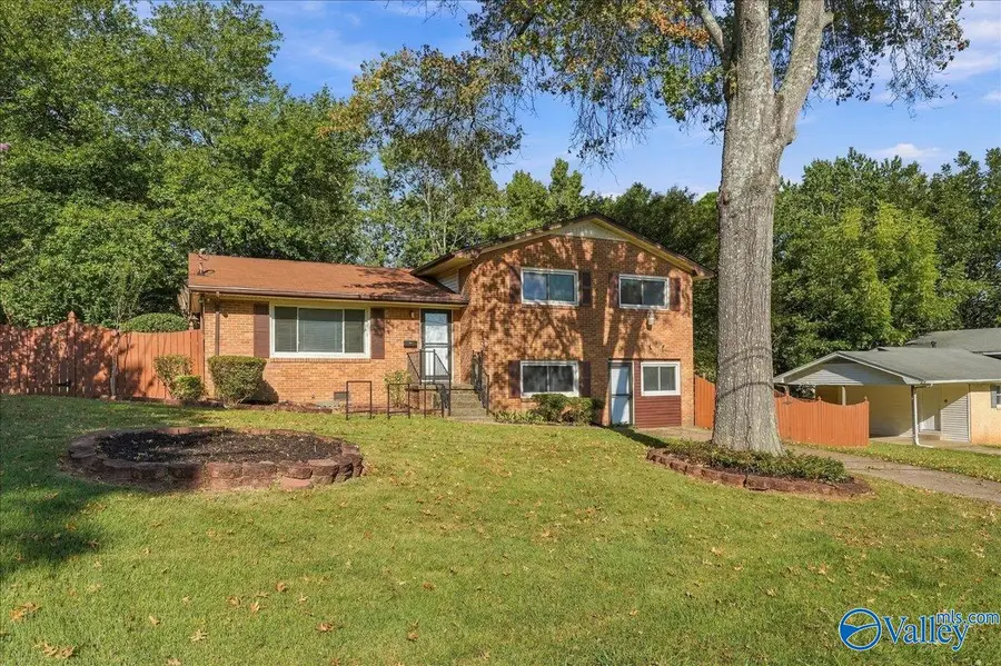 3203 Sweetbriar Road Nw, Huntsville, AL 35810 - #2