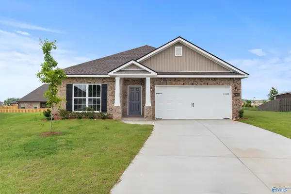 14095 Harvest Ridge Lane, Athens, AL 35611