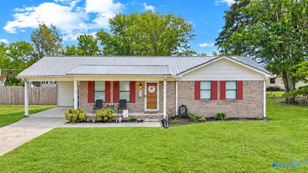 1844 NW Peach Orchard Road, Hartselle, AL 35640