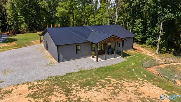 677 West Lacon Road, Falkville, AL 35622