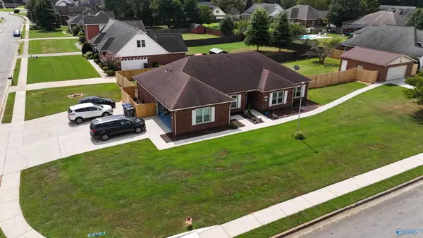120 Jacob Landing Drive, Hazel Green, AL 35750