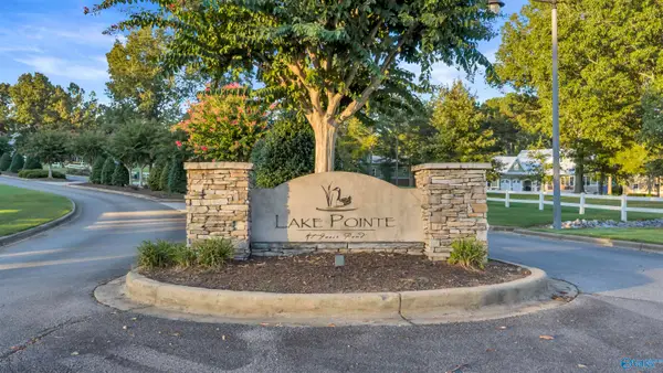 499 Northshore Drive, Scottsboro, AL 35769