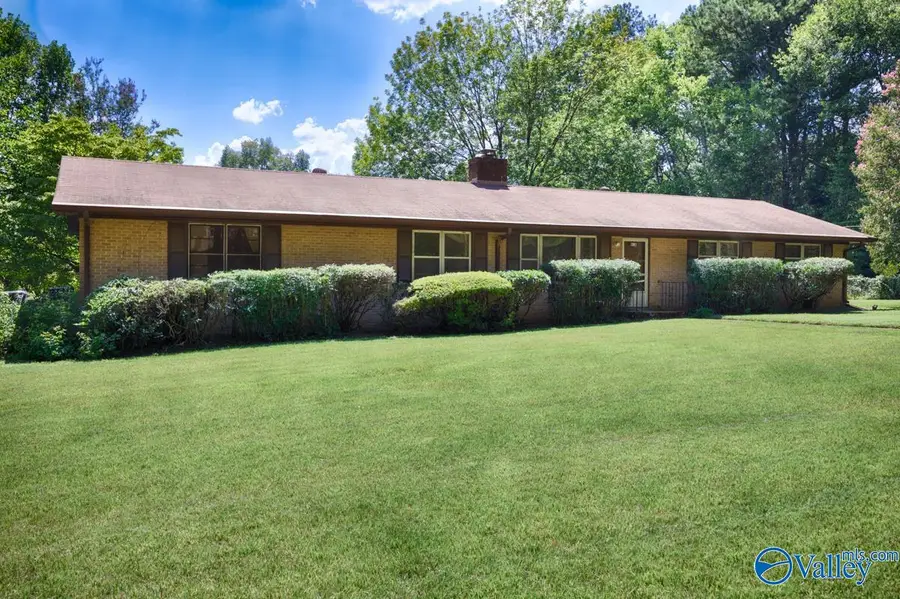 818 Dellwood Road Se, Huntsville, AL 35802 - #2