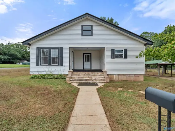 346 School Street, Valley Head, AL 35989