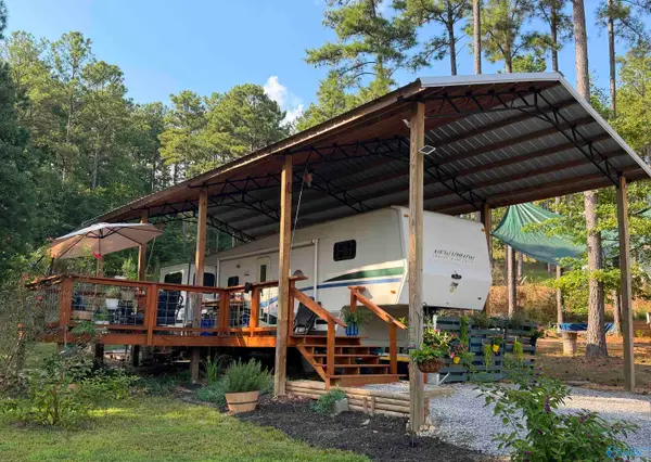 1725 SW County Road 182, Cedar Bluff, AL 35959
