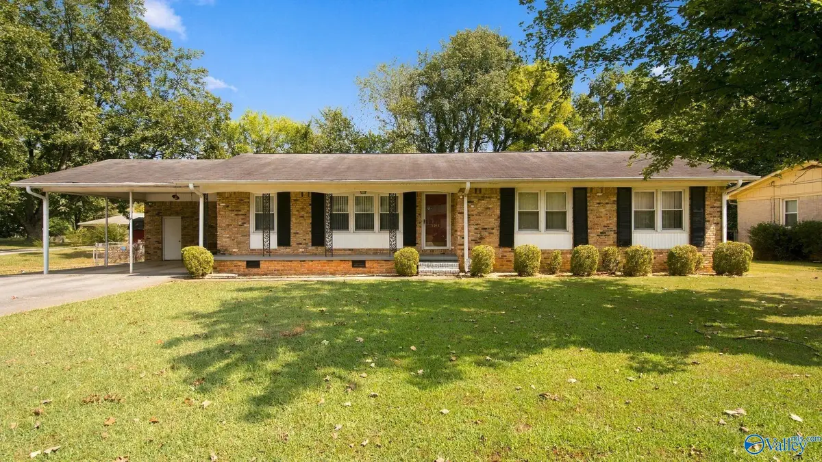 5015 Clardy Road Nw, Huntsville, AL 35810 - #1