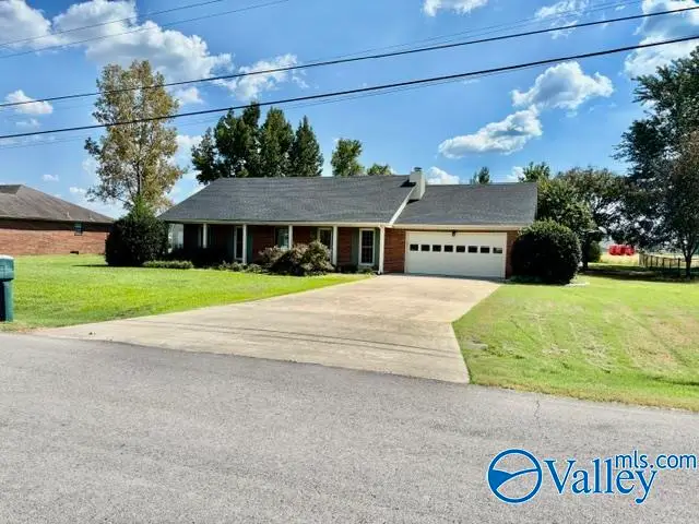 41 Monica Avenue, Priceville, AL 35603 - #2