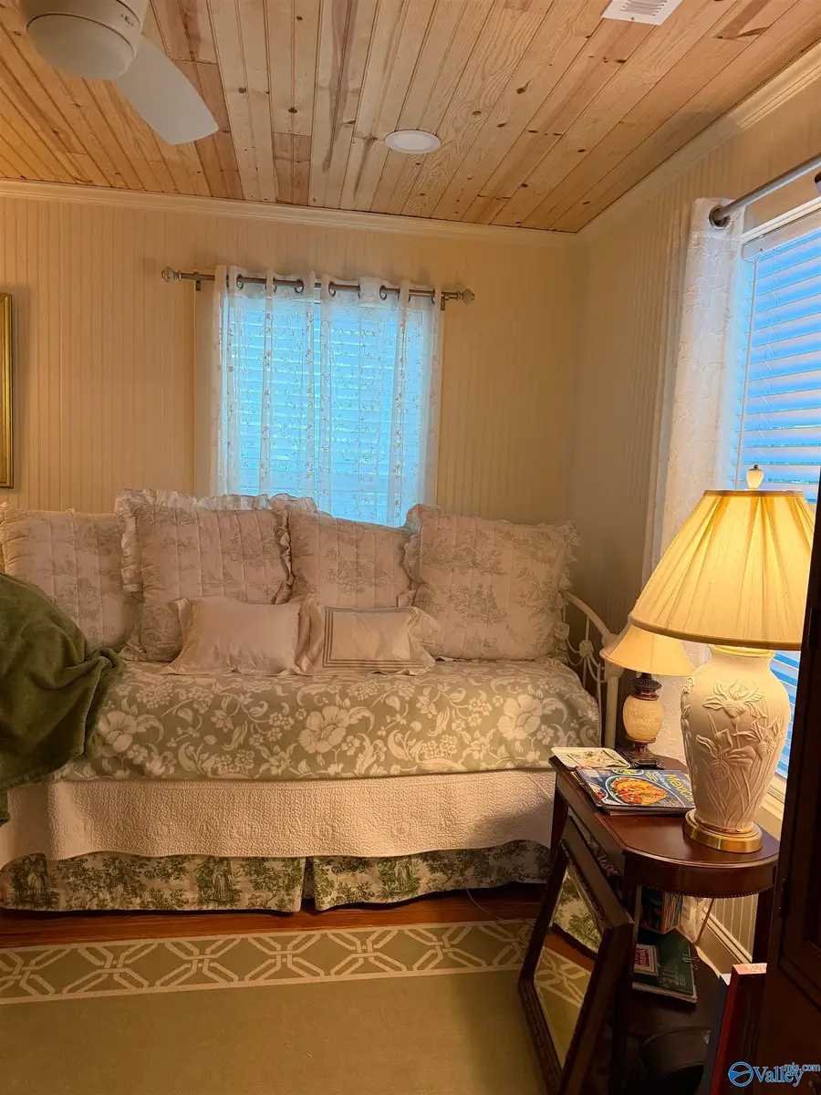 1102 Stevens Avenue, Huntsville, AL 35801 - #3