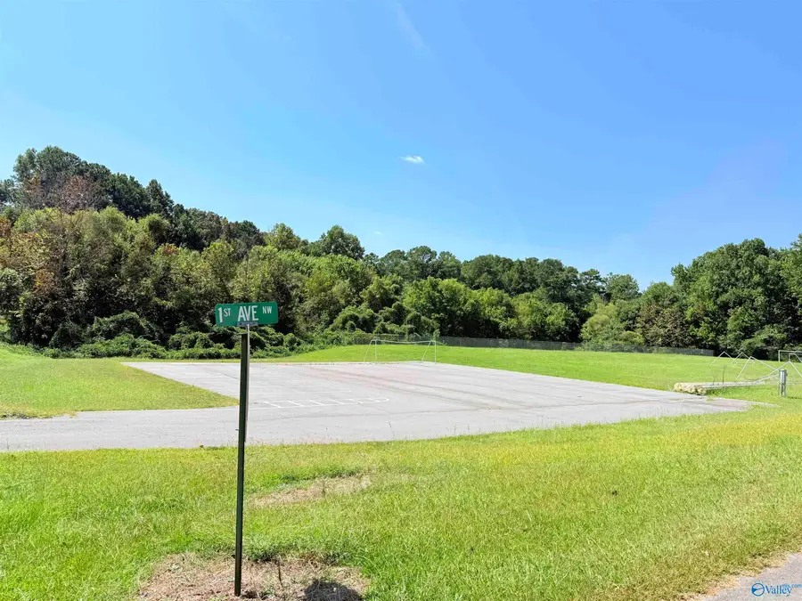 5.6 1st Avenue Nw, Arab, AL 35016 - #2