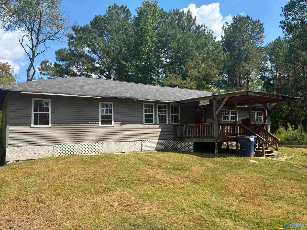 2050 Taylor Lane, Gadsden, AL 35904 - #1