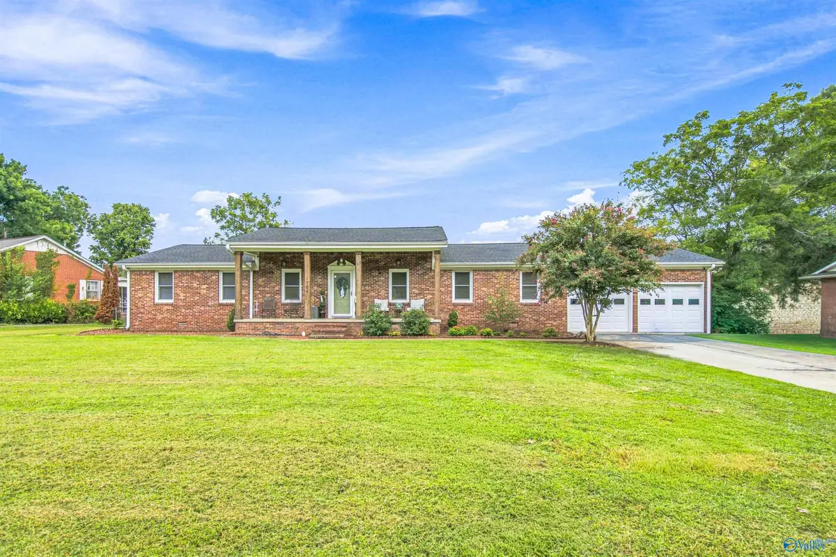 1704 Pine Street, Athens, AL 35611 - #1