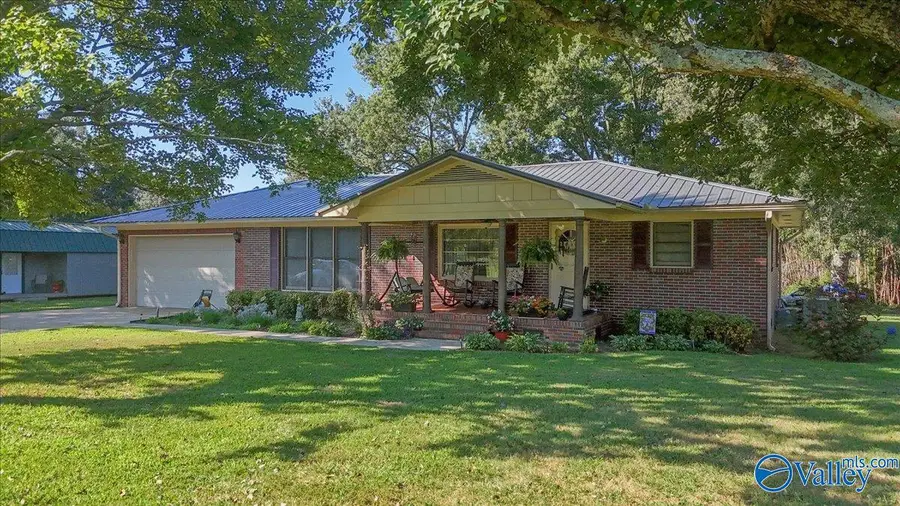 430 Watts Road, Boaz, AL 35957 - #2