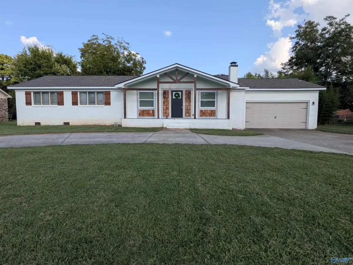 8303 Bailey Cove Road Se, Huntsville, AL 35803 - #1