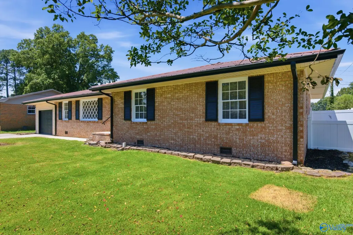 1623 Primrose Drive, Decatur, AL 35603 - #1