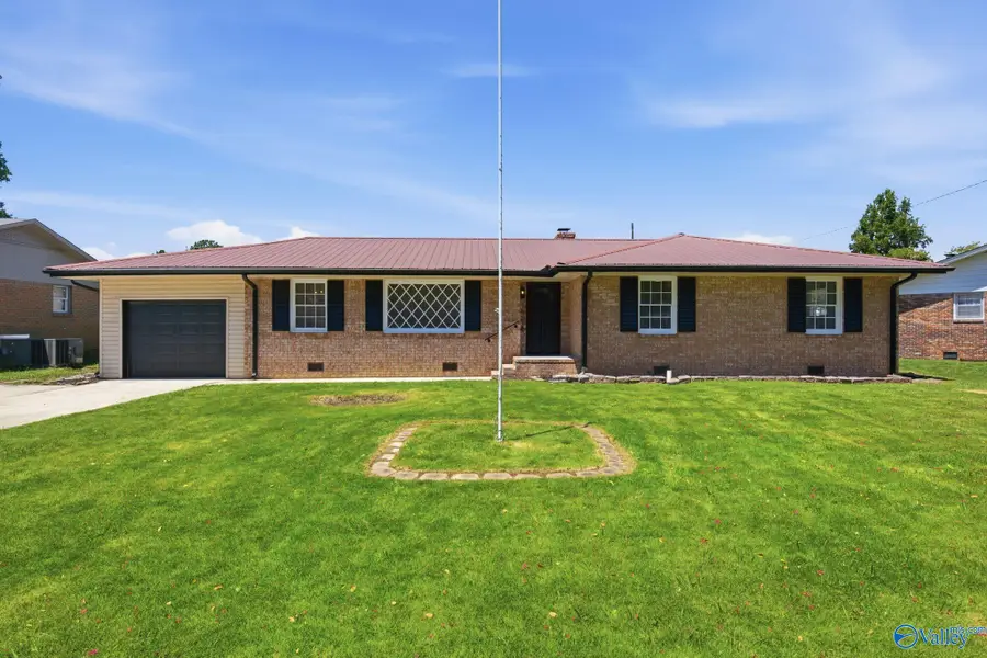 1623 Primrose Drive, Decatur, AL 35603 - #2