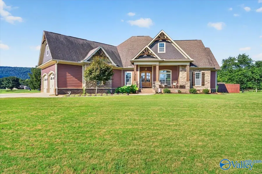 2950 Old Big Cove Road Se, Owens Cross Roads, AL 35763 - #2