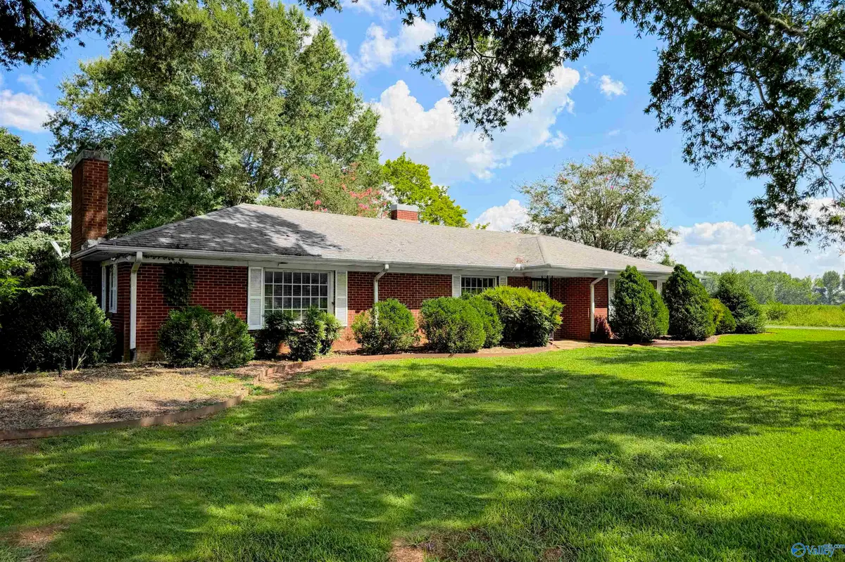 2075 Us Highway 31, Athens, AL 35611 - #1