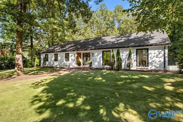 204 Claremont Drive, Gadsden, AL 35901