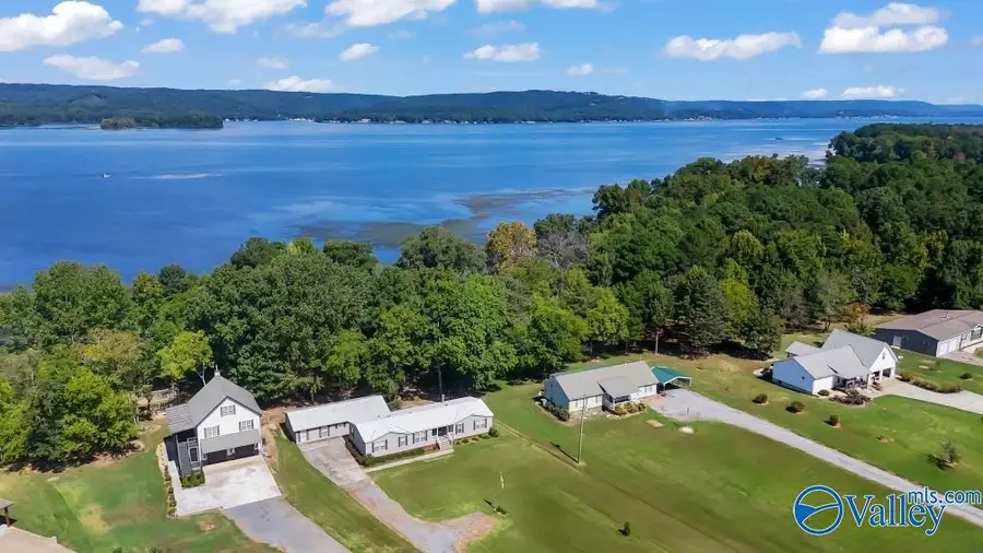 276 Star Point Road, Guntersville, AL 35976 - #3