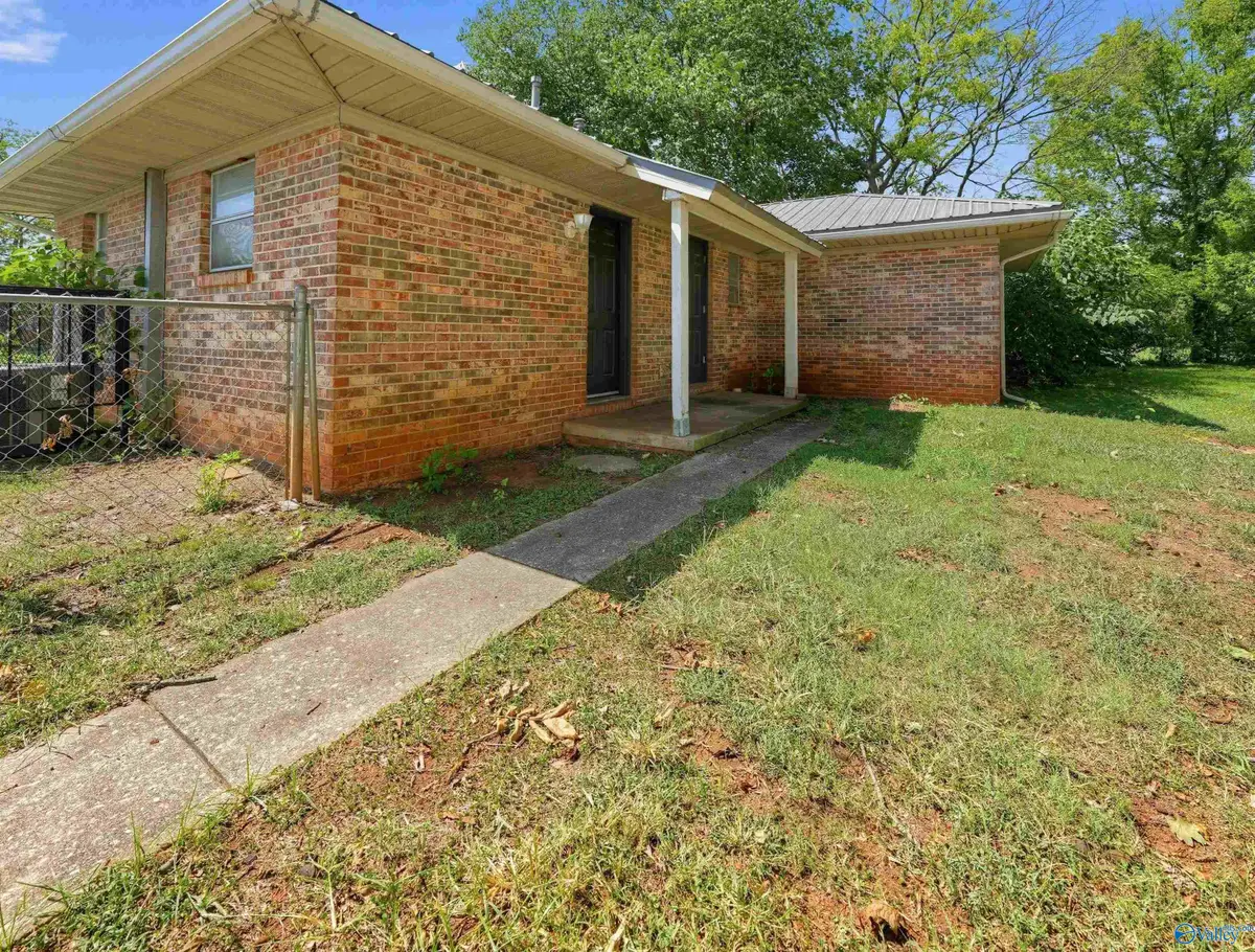 112 Ash Court Ne, Decatur, AL 35601 - #1