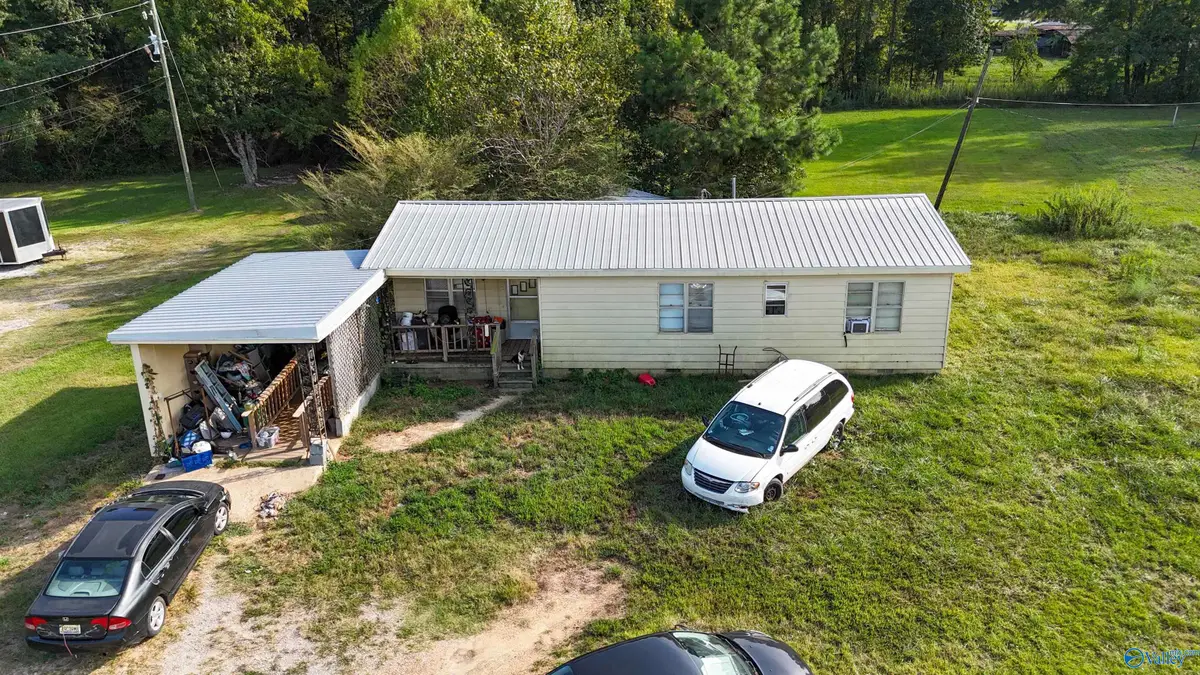 2060 Bexar Avenue E, Hamilton, AL 35570 - #1