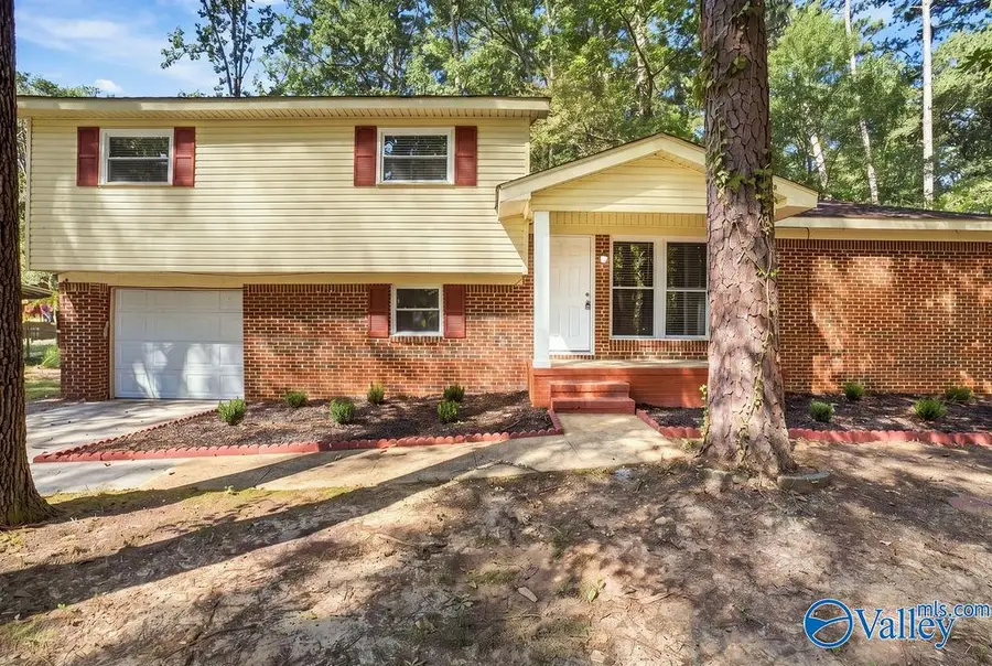 507 Greendale Drive Nw, Huntsville, AL 35806 - #2